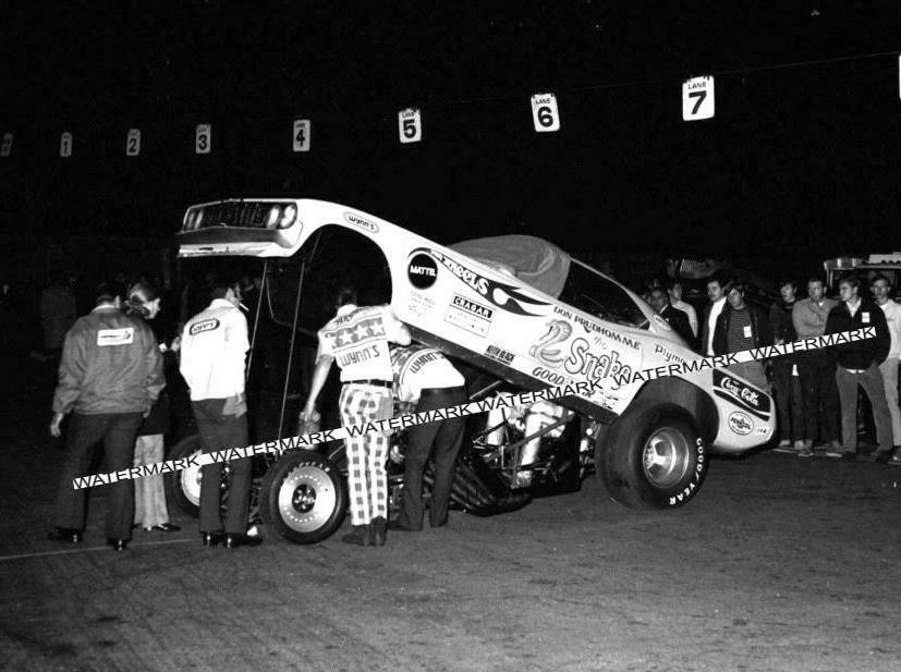 4 x 6" Black & White Photo Of Snake Don Prudhomme & His Funny Car