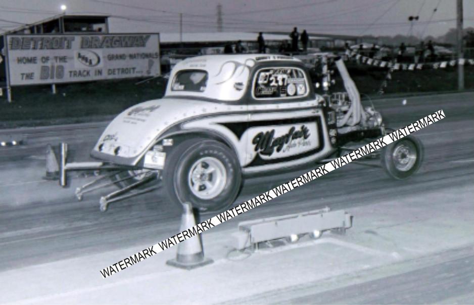 4 x 6" Glossy Photo Of The Mayfair Auto Parts Hot Rod Racing At Detroit Dragway